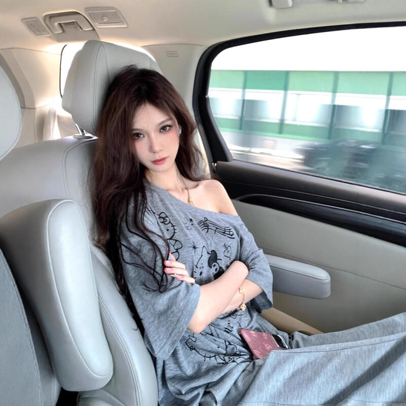 Off Shoulder Top - Sun Protection Blouse Hello Kitty Slanted